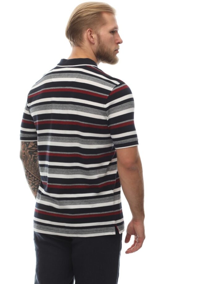 Поло Claudio Campione