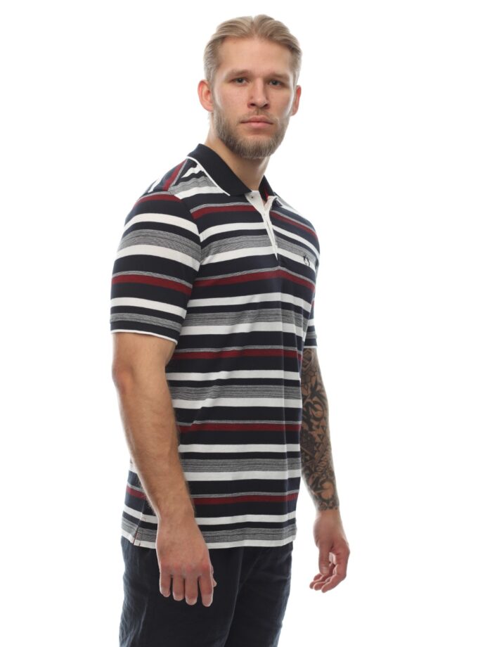 Поло Claudio Campione