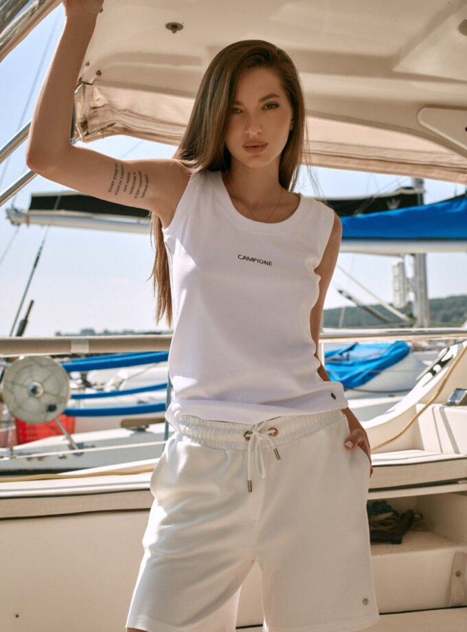 Топ Lisa Campione